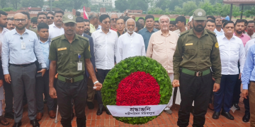 জাতীয় স্মৃতিসৌধে বীর শহীদদের প্রতি নবনিযুক্ত মন্ত্রিপরিষদের সদস্যদের শ্রদ্ধা
