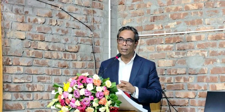 ভেন্টিলেটর নয়, হাম ঠেকাতে টিকাদানই প্রধান অস্ত্র: স্বাস্থ্য প্রতিমন্ত্রী