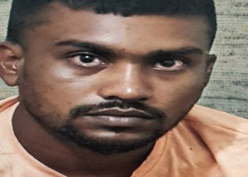 ডাকাতি মামলায় এমপির পিএসের ভাইকে আটক, ছেড়ে দেওয়ার অভিযোগ