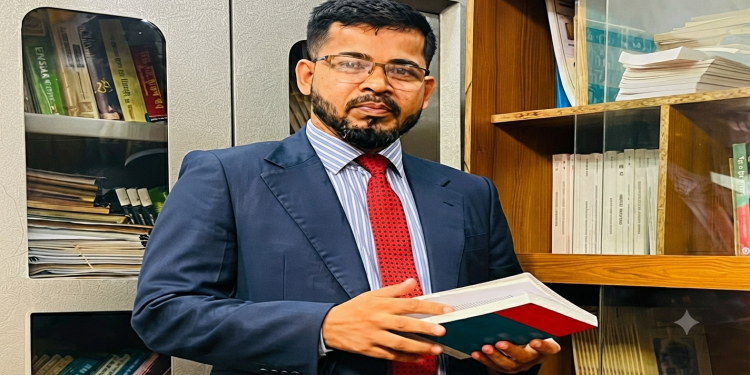 হাওরপাড়ের সেই ছেলেটি আজ ব্যাংকার, কবি ও সাংস্কৃতিক ব্যক্তিত্ব
