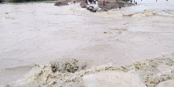 হবিগঞ্জে দেড় মাসেও মেরামত হয়নি খোয়াই নদীর ভাঙন।। ফের বন্যায় প্লাবিত বিস্তীর্ণ জনপদ