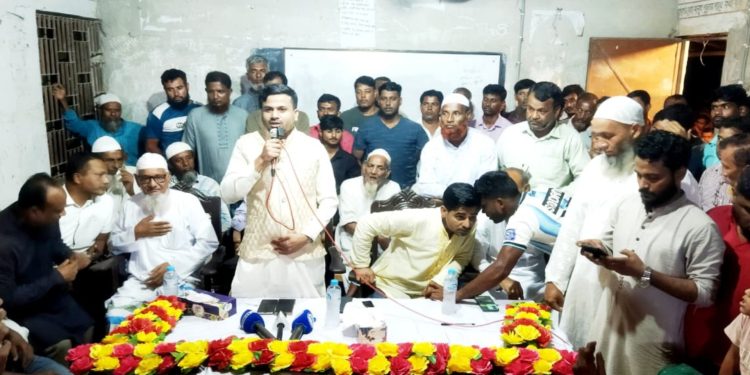 চৌদ্দগ্রামে সম্ভাব্য চেয়ারম্যান প্রার্থী মেহেদী হাসান আশিকের সঙ্গে জয়মঙ্গলপুরবাসীর মতবিনিময়