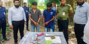 চৌদ্দগ্রাম স্বাস্থ্য কমপ্লেক্সের পরিত্যক্ত ভবনে গাঁজা সেবন, দুই যুবকের কারাদণ্ড