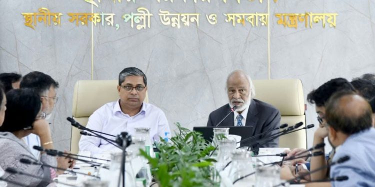 ঢাকার তিন বড় সংকট মোকাবিলায় দ্রুত মাঠে নামার নির্দেশ