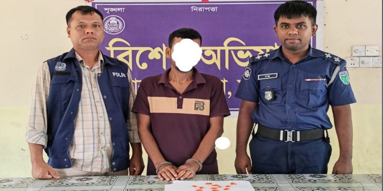 দোয়ারাবাজারে ১০০ পিস ইয়াবাসহ একজন গ্রেফতার