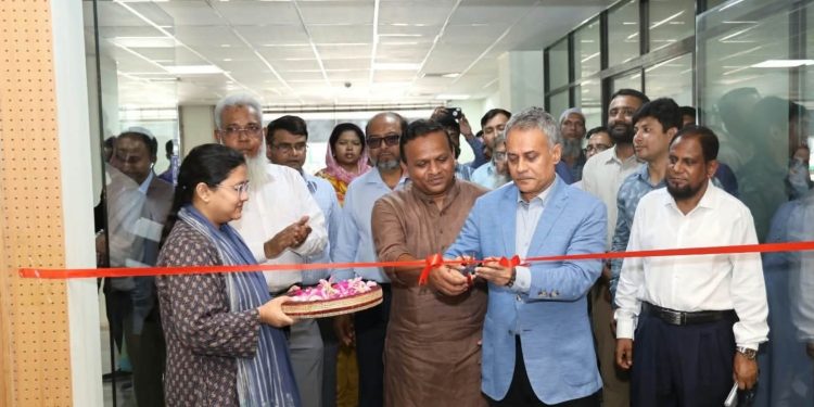 সেতু ভবনে বৃক্ষরোপণ ও নবনির্মিত অডিটোরিয়াম উদ্বোধন