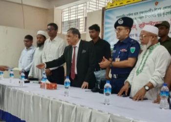 বাহুবলে ক্ষুদ্র নৃগোষ্ঠীর মাঝে সেলাই মেশিন, বাইসাইকেল ও শিক্ষাবৃত্তি বিতরণ