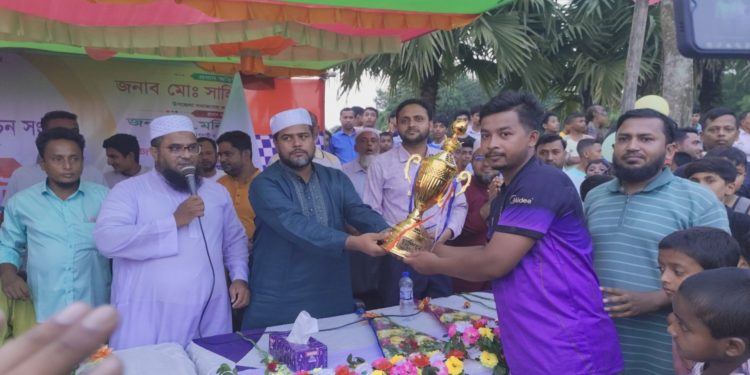 চৌদ্দগ্রামে খেঁয়াইশ দারিদ্র্য বিমোচন সংগঠনের উদ্যোগে ফুটবল খেলা অনুষ্ঠিত