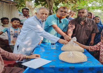 বাদিয়াখালিতে অসহায় মানুষের পাশে আবুল মনজুর শিক্ষা ও সেবা ফাউন্ডেশন