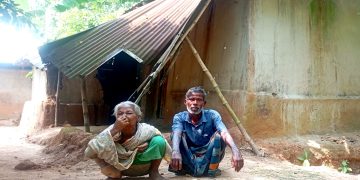 পৈতৃক জমি দখলের চেষ্টার অভিযোগ, নিরাপত্তাহীনতায় ৯০ বছরের কেপি পাহাড়ি