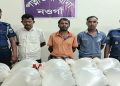 নওগাঁয় চোলাই মদের কারখানায় পুলিশের অভিযান, ৩ জন আটক