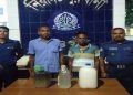 নিয়ামতপুরে ৩০ লিটার চোলাই মদসহ গ্রেপ্তার ২