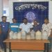 নওগাঁয় পুলিশের অভিযানে ৫০ লিটার মদসহ ৪ জন আটক