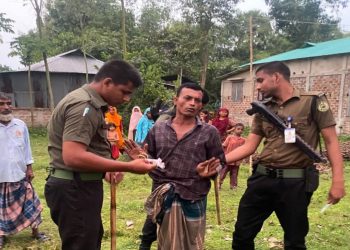 বাহুবলে জনসাধারণের শান্তি শৃঙ্খলা বিনষ্টের দায়ে মাদকসেবির কারাদণ্ড