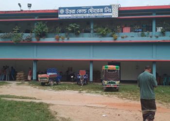 বদলগাছীর উত্তরা কোল্ড স্টোরেজে সরকারি রেটের চেয়ে বেশি ভাড়া আদায়ের অভিযোগ